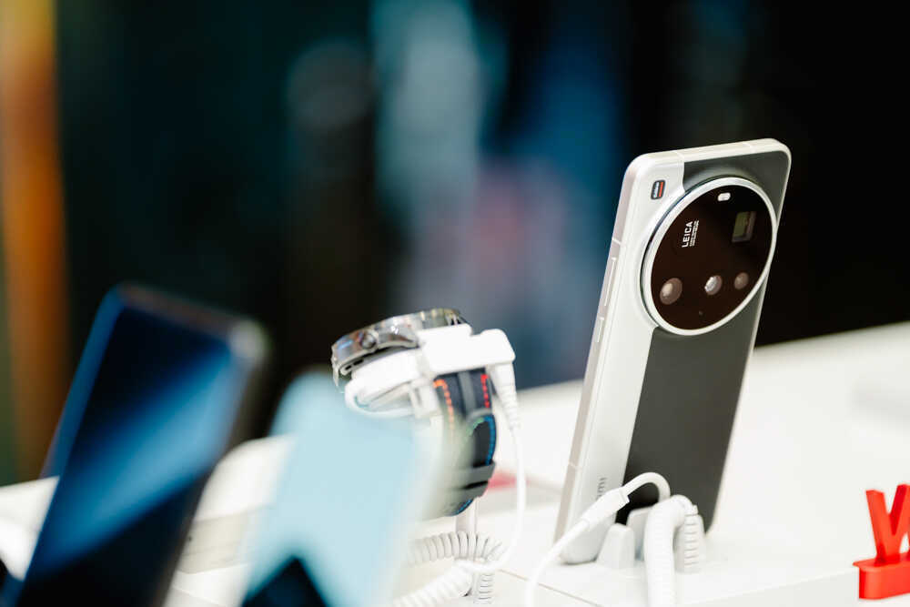 Xiaomi mở cửa hàng đầu tiên tại Việt Nam, tung loạt ưu đãi sốc dịp khai trương- Ảnh 4.