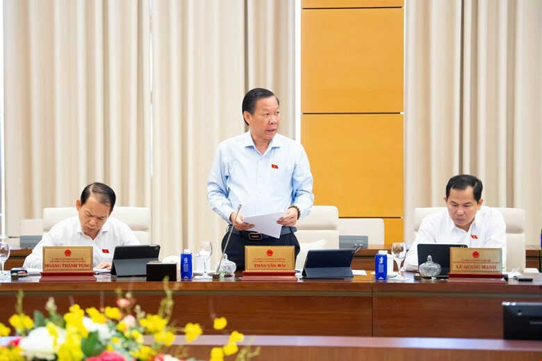 Thứ trưởng Bộ Công thương cảnh báo livestream bán kẹo rau củ, thổi phồng sản phẩm- Ảnh 3. Thứ trưởng Bộ Công thương cảnh báo livestream bán kẹo rau củ, thổi phồng sản phẩm- Ảnh 3.