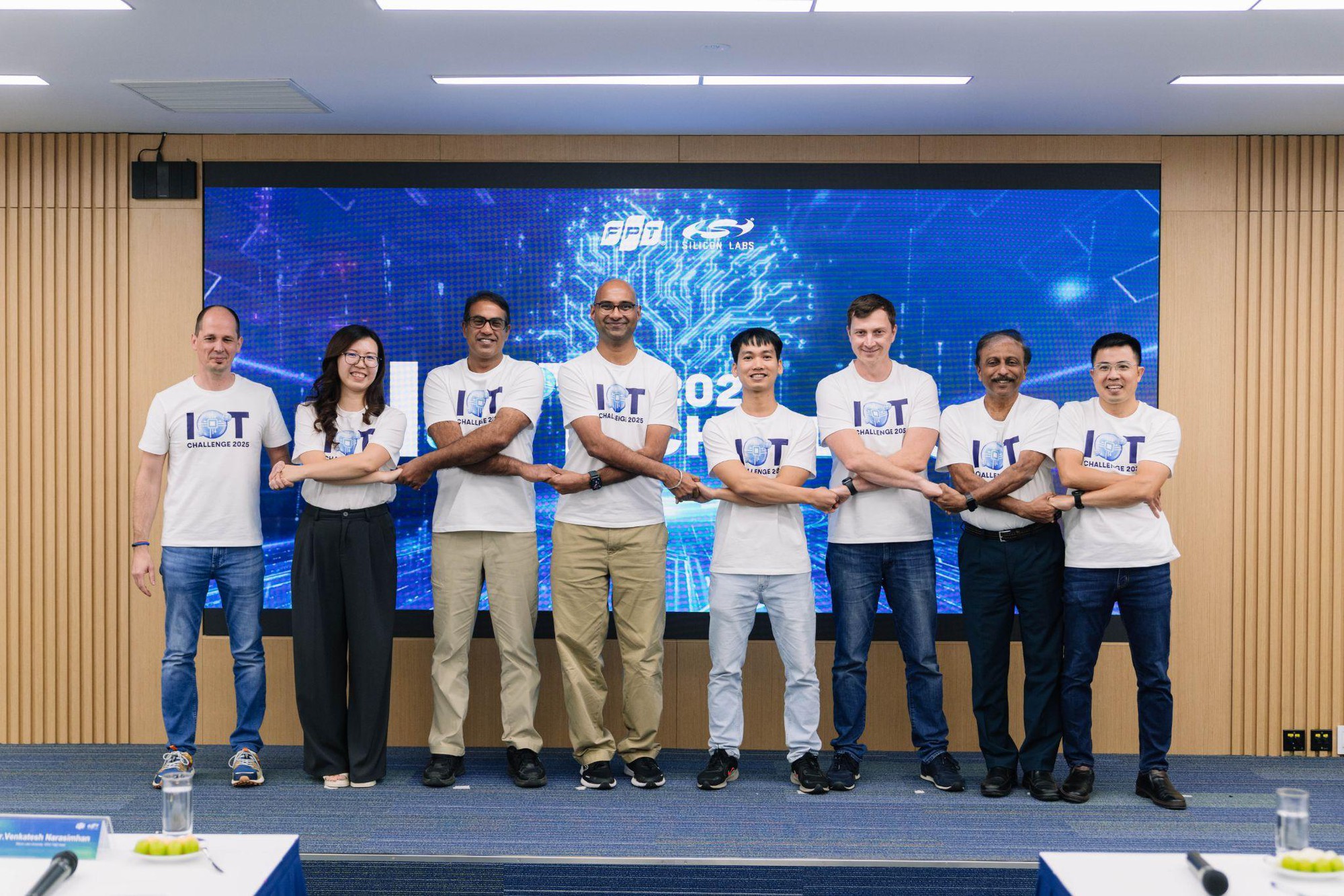 Chung kết IOT Challenge 2025: Sinh viên Công nghệ bùng nổ sáng tạo với giải pháp ngành Bán lẻ thông minh