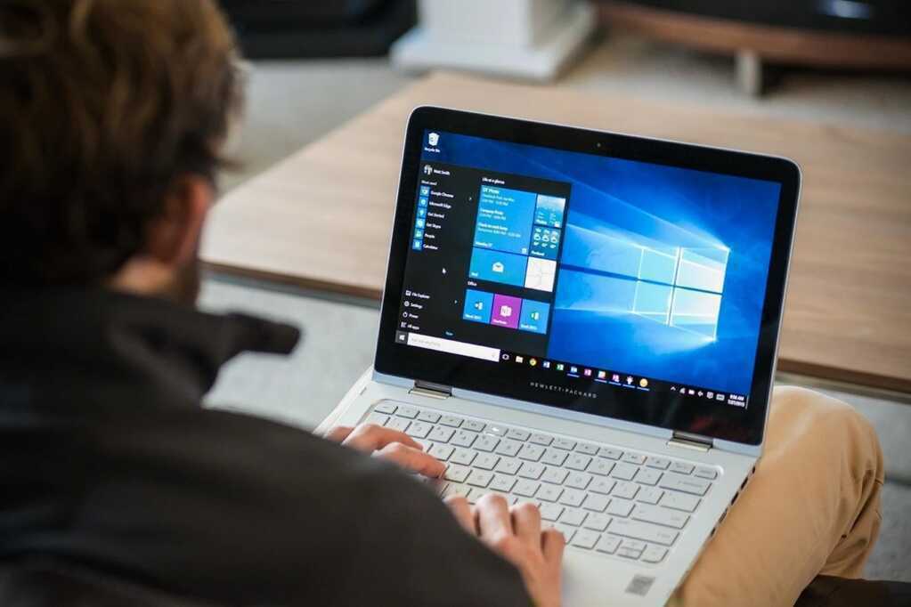 Microsoft bị tố “đạo đức giả” khi ngừng hỗ trợ Windows 10