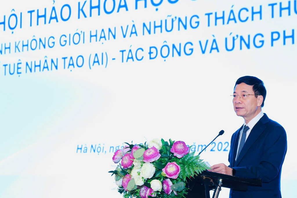 Bộ trưởng Khoa học và Công nghệ Nguyễn Mạnh Hùng phát biểu.jpg