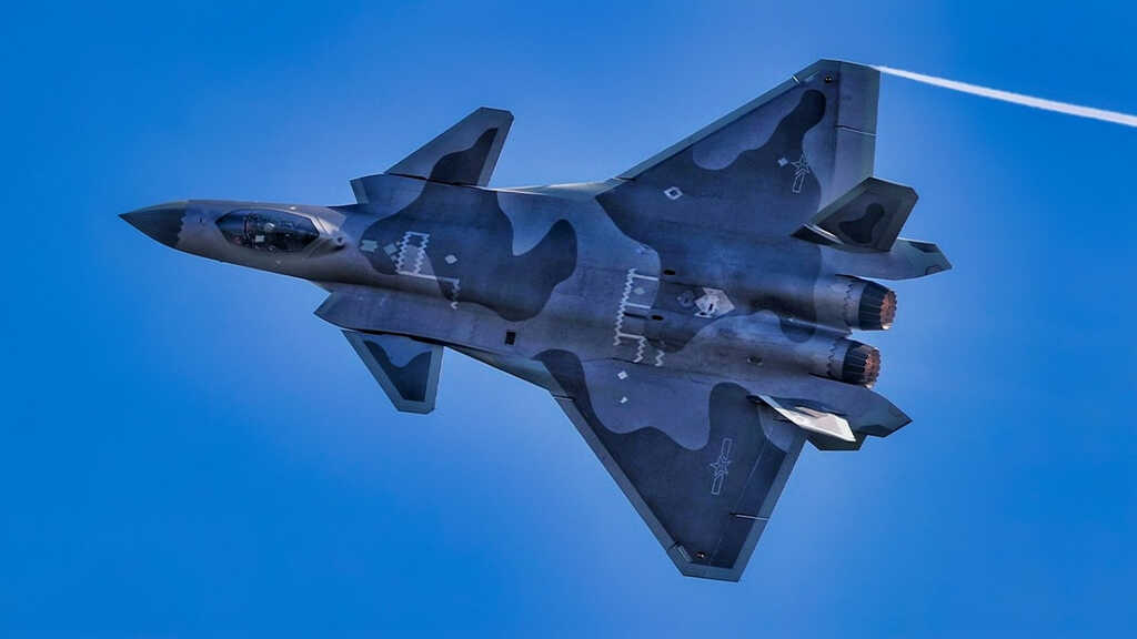J20 Trung Quoocs1.jpg
