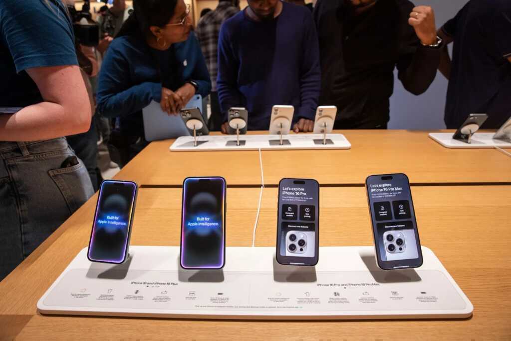 iPhone 17 ra mắt có khiến Samsung, Xiaomi, Huawei phải im tiếng?