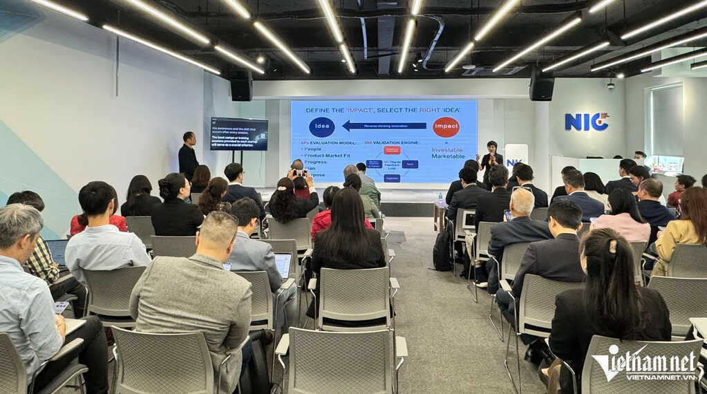 9 startup AI Việt trình diễn giải pháp trước doanh nghiệp Nhật Bản