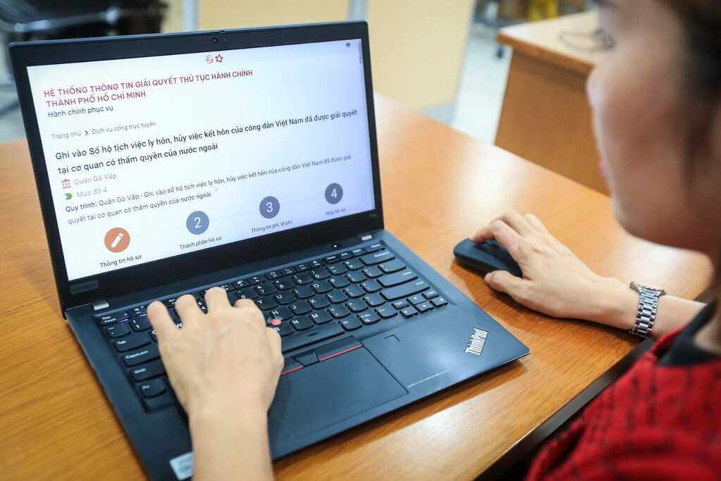 Thanh toán trực tuyến tiện lợi trong thực hiện dịch vụ công