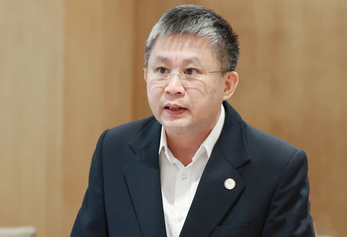 2901 ong Tran Van Son.jpg