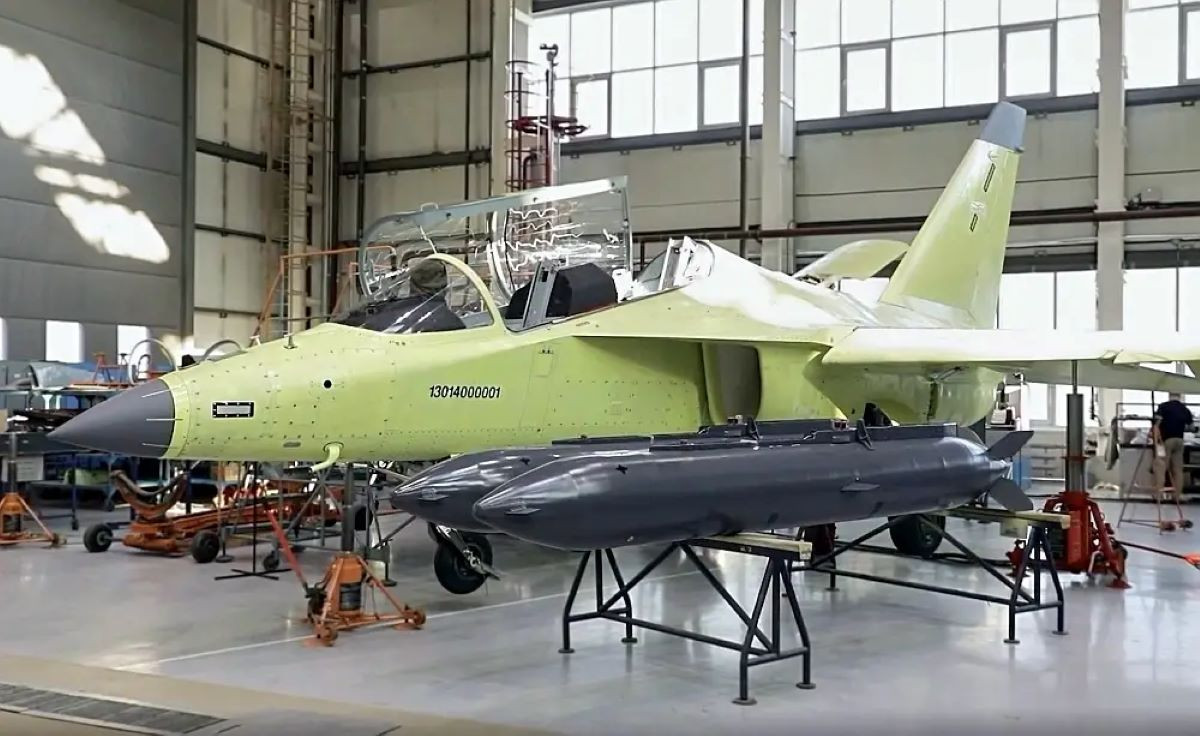 Máy bay Yak-130M biến thành ‘sát thủ’ đa năng với nhiều công nghệ tối tân
