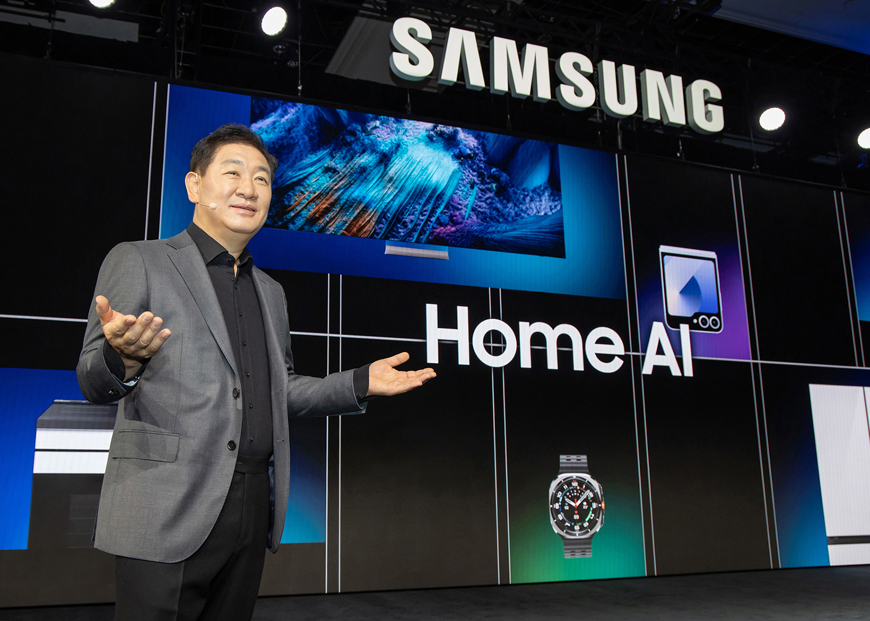 Samsung nói về tương lai Home AI tại CES 2026: Khi nhà thông minh phải “mở” để thực sự hữu ích- Ảnh 2.