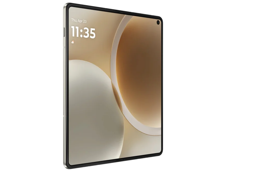 Motorola tuyên chiến Galaxy Z Fold 7 với chiếc Razr Fold đầu tiên