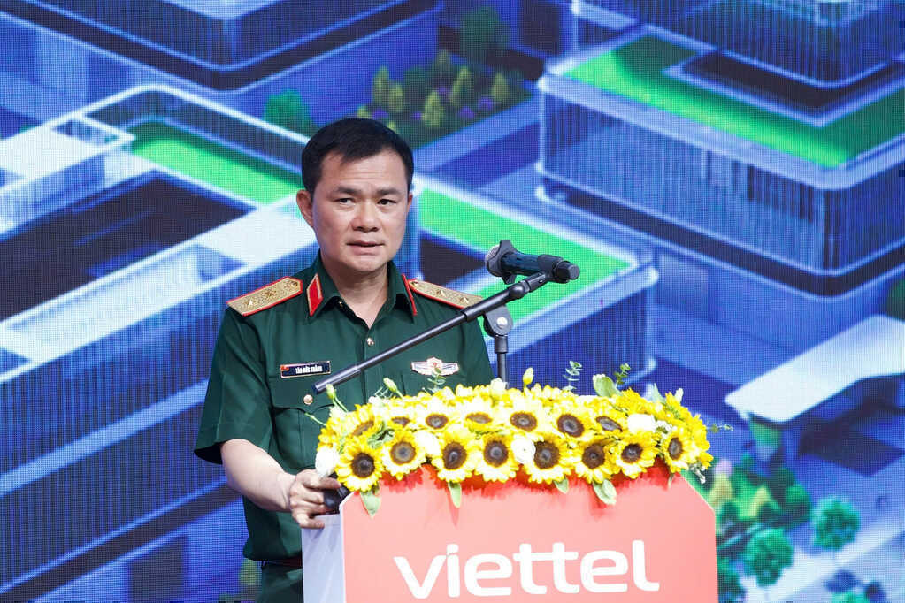 Trung tướng Tào Đức Thắng: