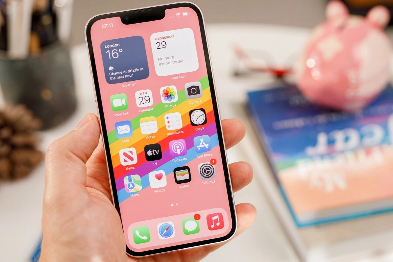 iPhone 13 giảm giá dịp cận Tết Nguyên đán