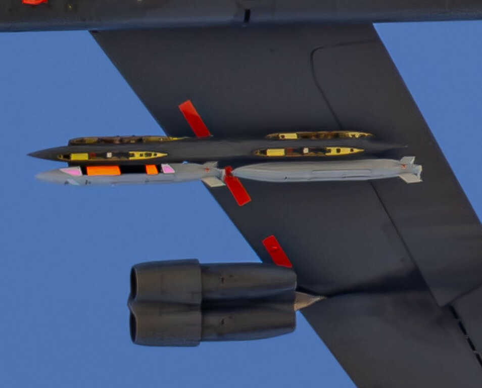 Tên lửa LRSO Mỹ.jpg