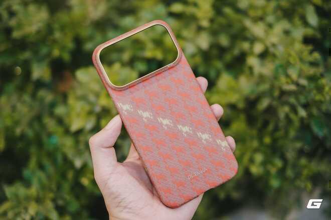 Mỏng, nhẹ và đắt: Mẫu ốp lưng chào năm mới 2026 cho người dùng iPhone 17 Pro Max