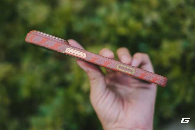 Mỏng, nhẹ và đắt: Mẫu ốp lưng chào năm mới 2026 cho người dùng iPhone 17 Pro Max