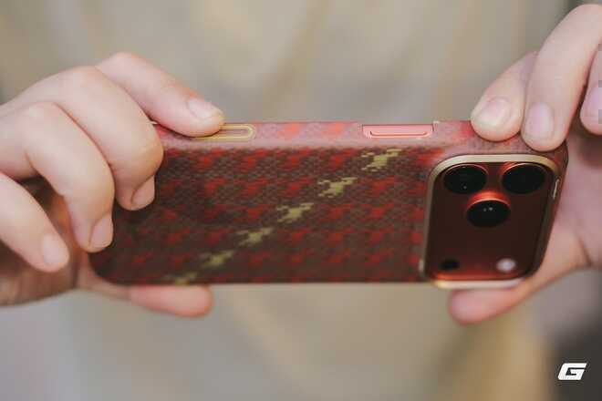 Mỏng, nhẹ và đắt: Mẫu ốp lưng chào năm mới 2026 cho người dùng iPhone 17 Pro Max