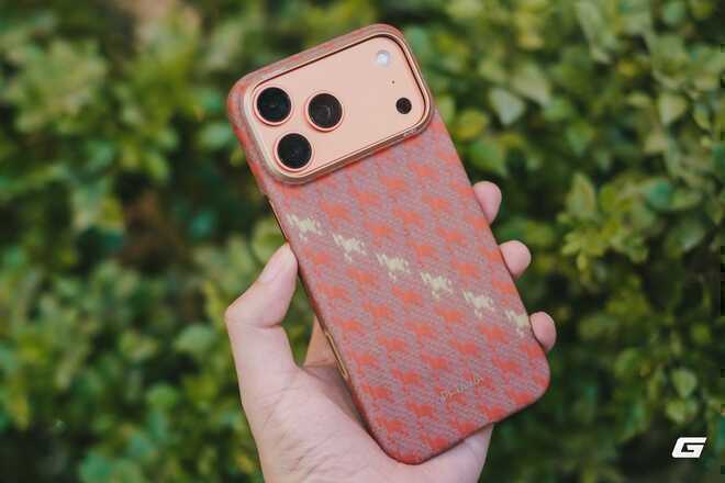 Mỏng, nhẹ và đắt: Mẫu ốp lưng chào năm mới 2026 cho người dùng iPhone 17 Pro Max