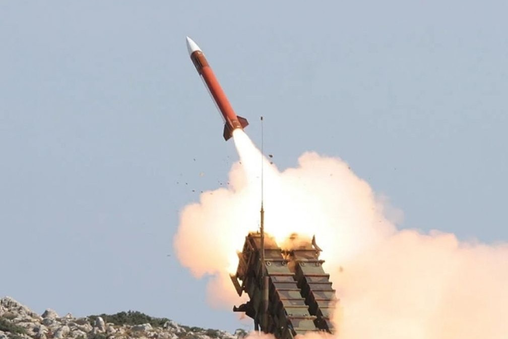 Patriot 'bắn ngược sau lưng' khiến kẻ địch chết đứng, radar 360 độ khóa 100 mục tiêu cùng lúc