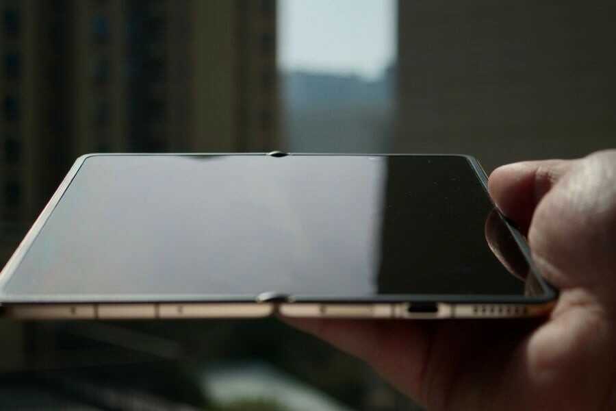 Honor Magic V6 lộ diện màn hình “không nếp gấp”, tham vọng vượt mặt Samsung và Oppo trong cuộc đua foldable 2026