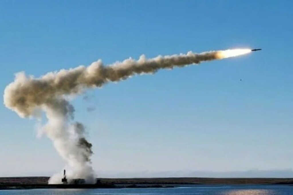 Tên lửa Bastion-P tầm bắn 300km, một phát đánh chìm cả hạm đội, khiến NATO ‘lạnh sống lưng’