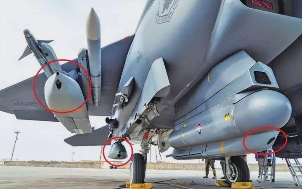 tên lửa AGM 158 JASSM 2.jpg