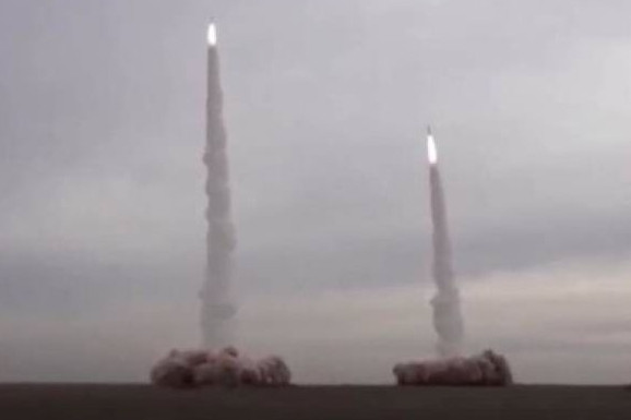 Tên lửa Cheongung-II thực chiến tại UAE đánh chặn 96% tên lửa Iran, thay đổi cục diện Trung Đông