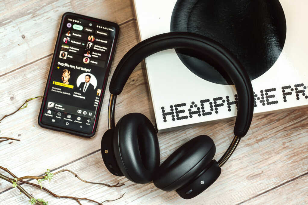 Đánh giá CMF Headphone Pro: ANC lai hiệu quả, có LDAC, pin tới 100 giờ, giá ở Việt Nam từ 2.5 triệu