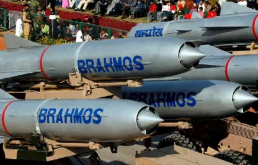 Tên lửa BrahMos-A 800km 'bắn rồi quên', xuyên thủng phòng không, 'thay đổi cuộc chơi'