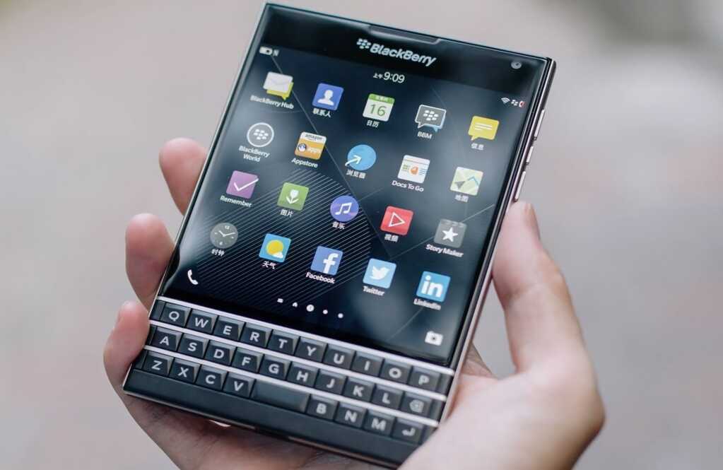 diện thoại Blackberry.png