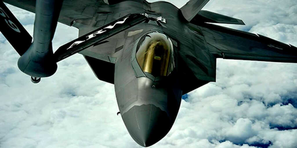 F 22 Raptor 2.jpg