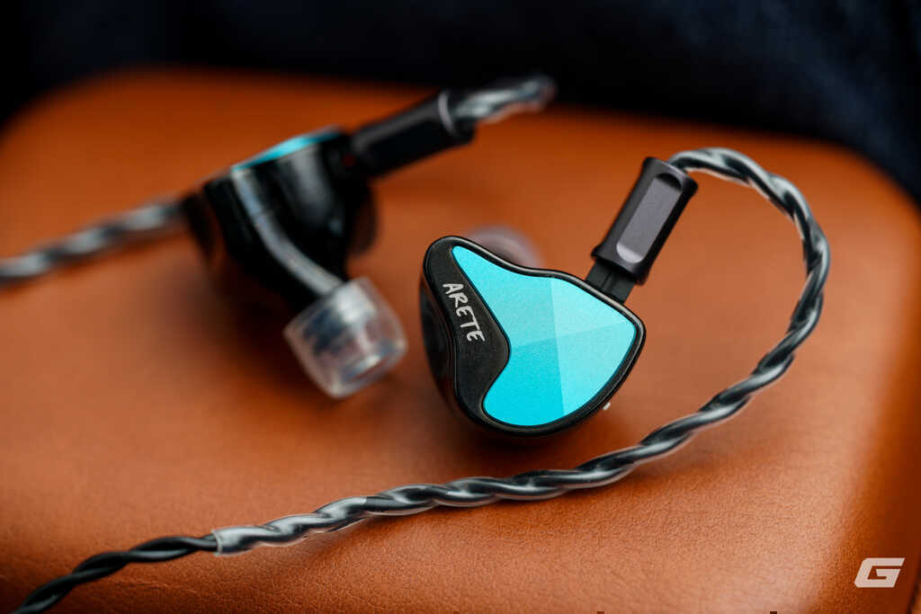 Đánh giá ZiiGaat Arete 2: Một cặp tai nghe mà sở hữu tới 2 chất âm khác nhau?