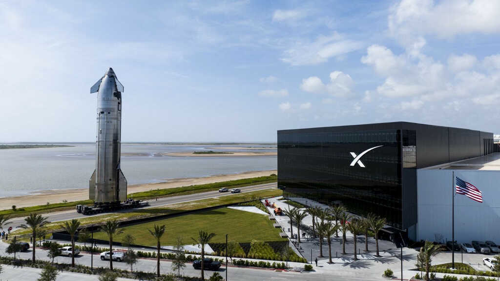 Kế hoạch IPO của SpaceX cũng ‘bất thường’ như chính Elon Musk