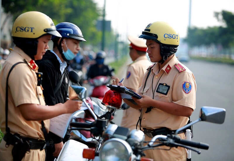 Từ 15/5/2026, chính thức bãi bỏ Nghị định 100 xử phạt vi phạm giao thông, người dân nên biết