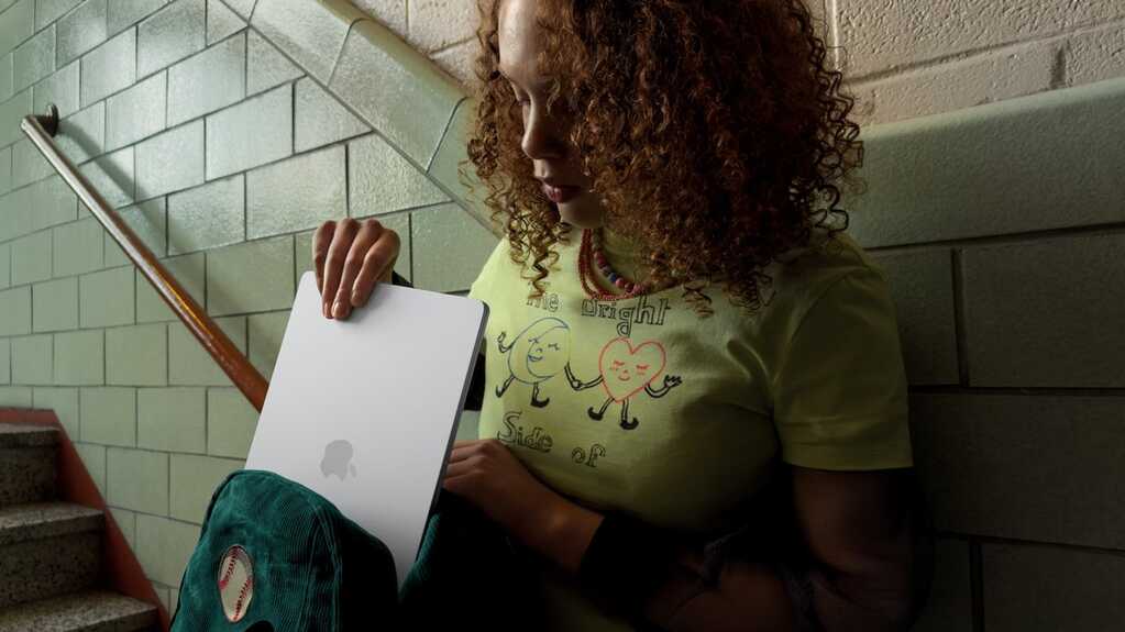 M5 Macbook Air 2.png