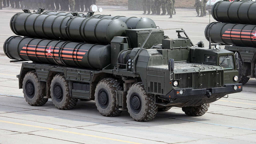 Tên lửa S-400 Triumf Nga tốc độ Mach 14, khóa mục tiêu 600km, tiêu diệt 72 mục tiêu đồng thời