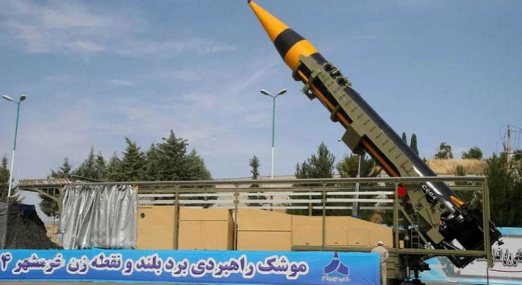 Tên lửa Khorramshahr 4 Iran 3.jpg