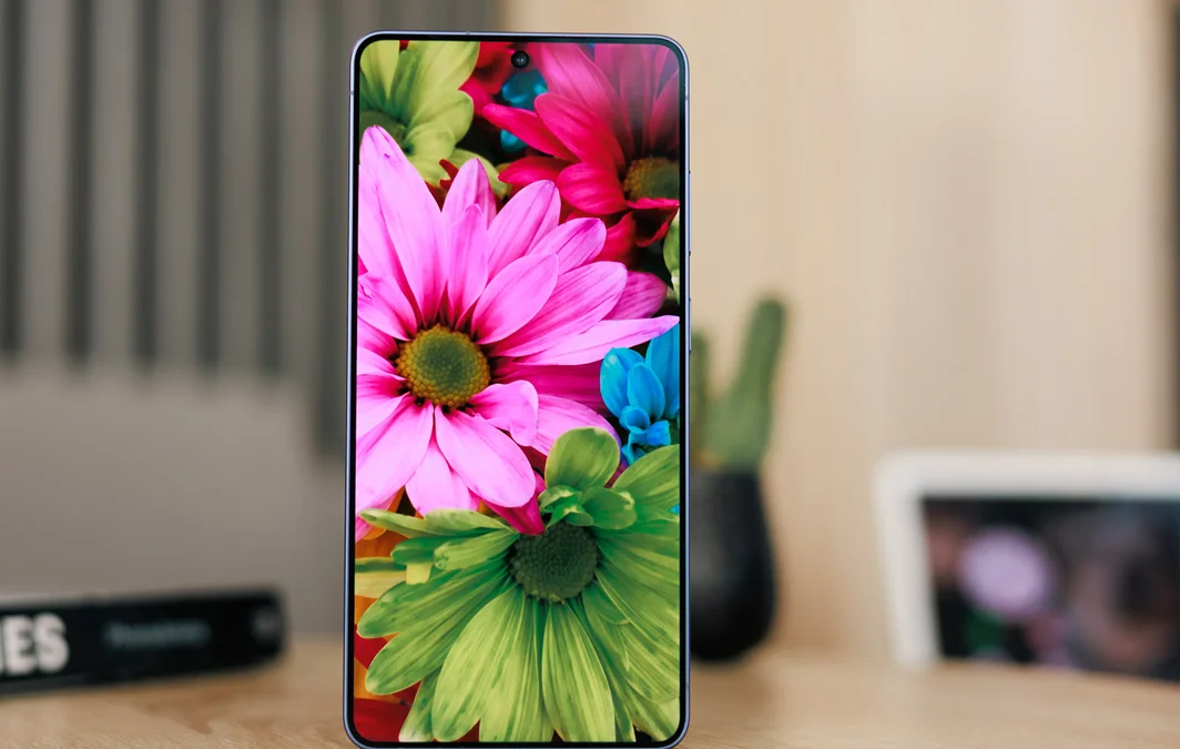 Galaxy S28 Ultra có thể sở hữu tính năng màn hình chưa từng có trên Galaxy