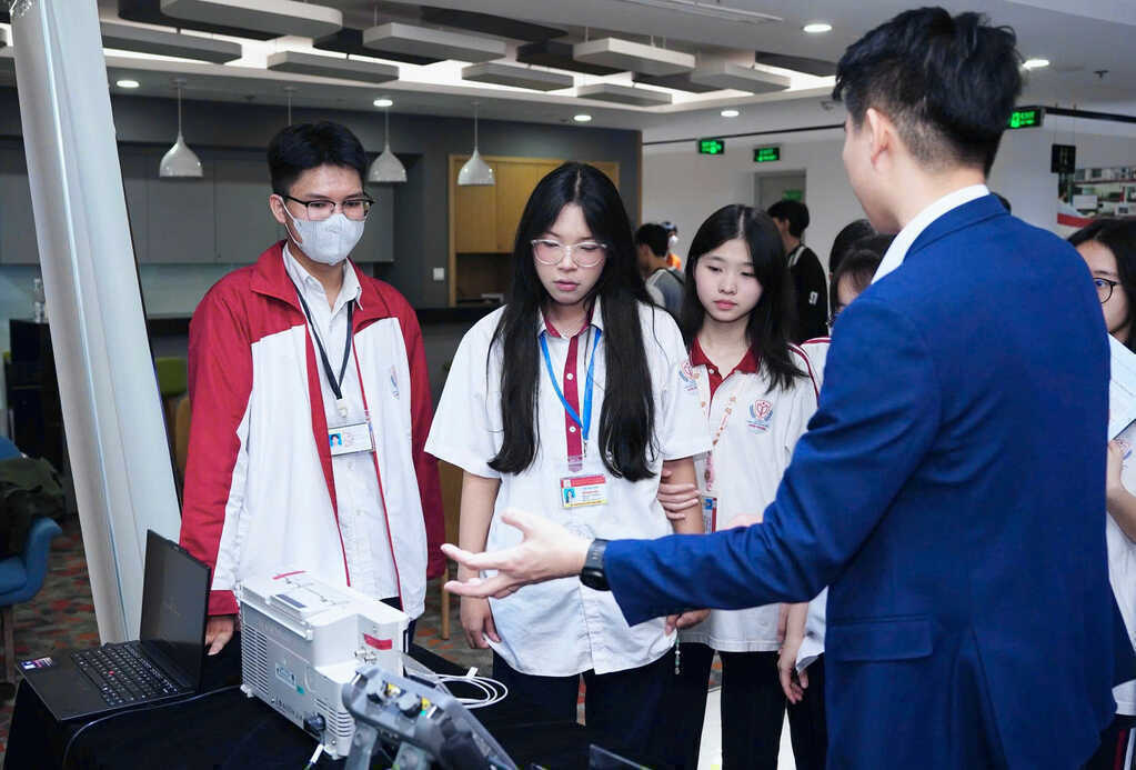 Nhà trường bắt tay doanh nghiệp giải "điểm nghẽn” đào tạo kỹ sư bán dẫn