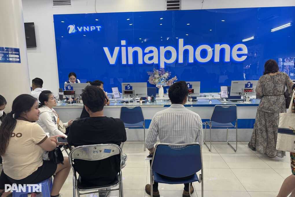 Những thuê bao di động nào sẽ bị khóa SIM sau ngày 15/4?