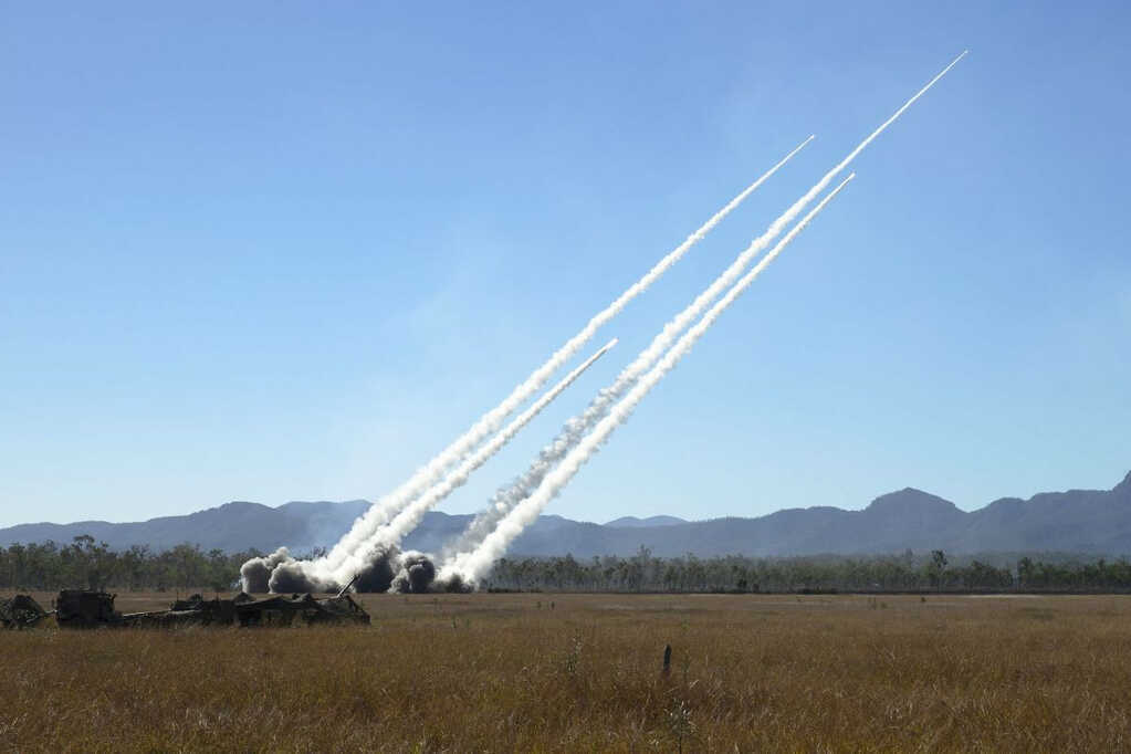 tên lửa GMLRS Úc 5.jpg