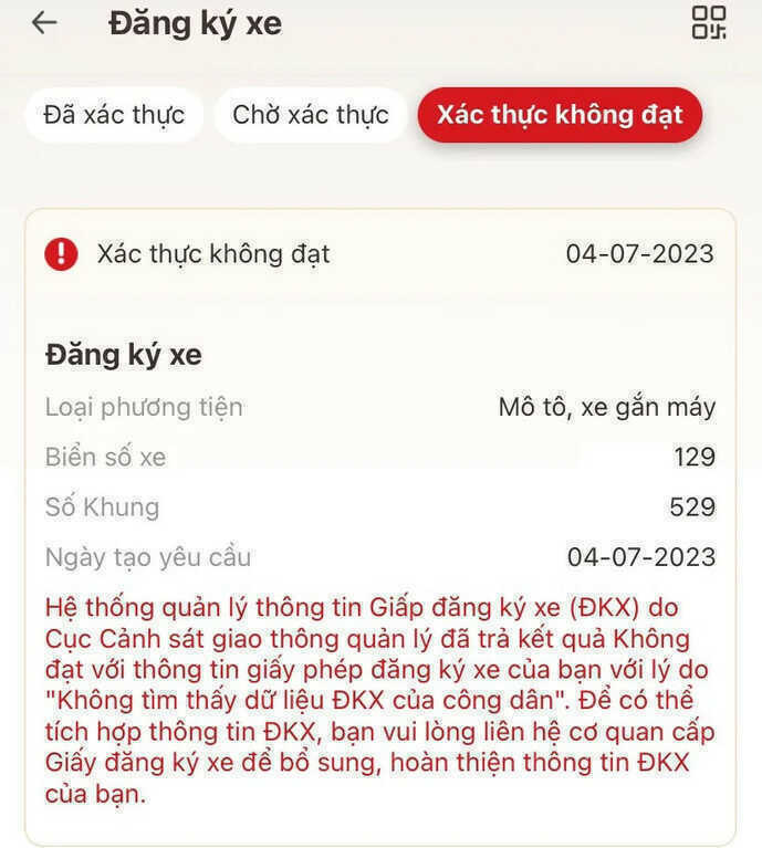 Vì sao nhiều người không thêm được giấy đăng ký xe vào VNeID?