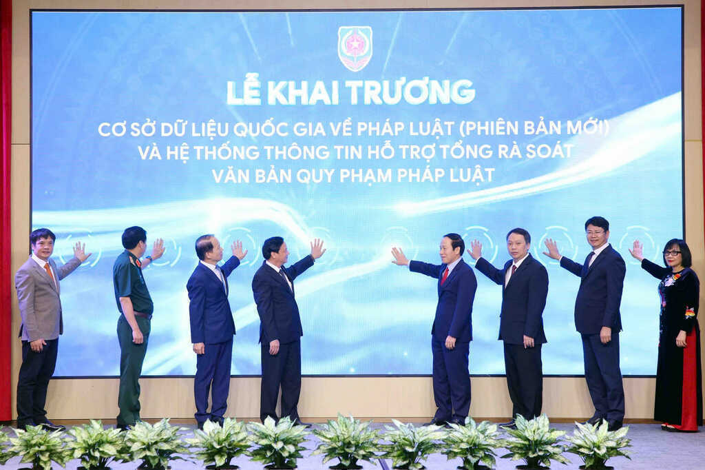 Du lieu phap luat .jpg