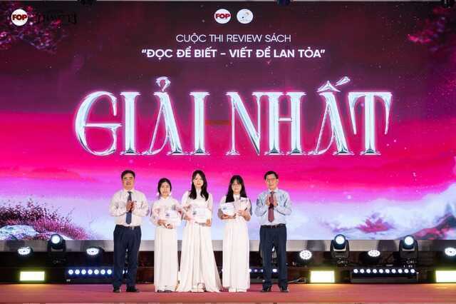Đêm nhạc hội khép lại Dạ Khúc Tháng Tư 2026: ba chương cảm xúc và hai nghệ sĩ 'Anh Trai' - Ảnh 2.
