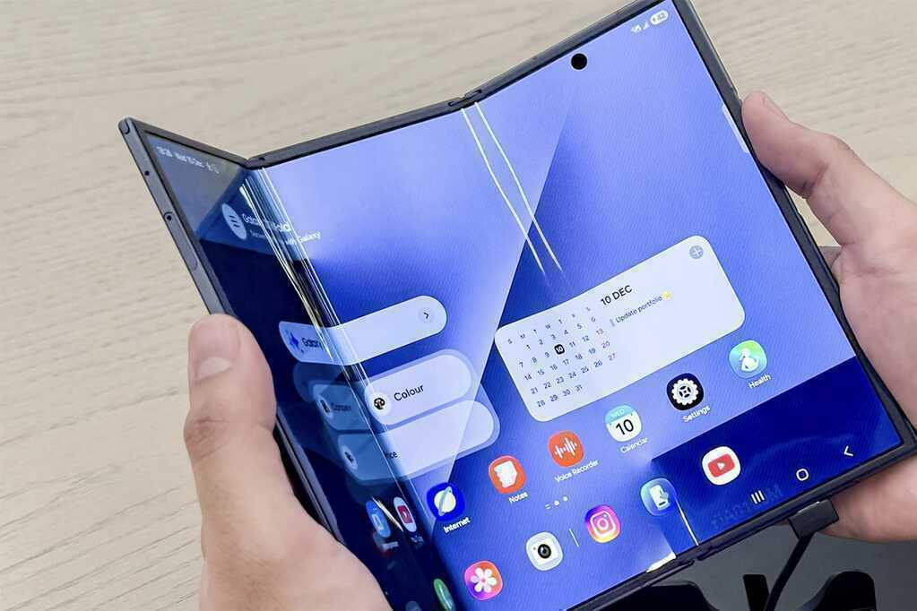 Galaxy Z TriFold 2 sẽ là bản ‘lột xác’ smartphone gập ba