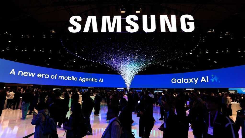 Samsung báo lãi tăng gấp 8 lần giữa 