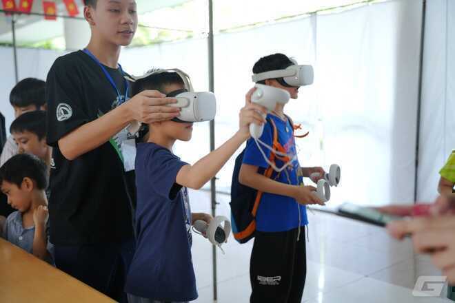 GART Expo 2026: Khi học sinh Amsterdam đưa robot và khoa học đến gần hơn với giới trẻ