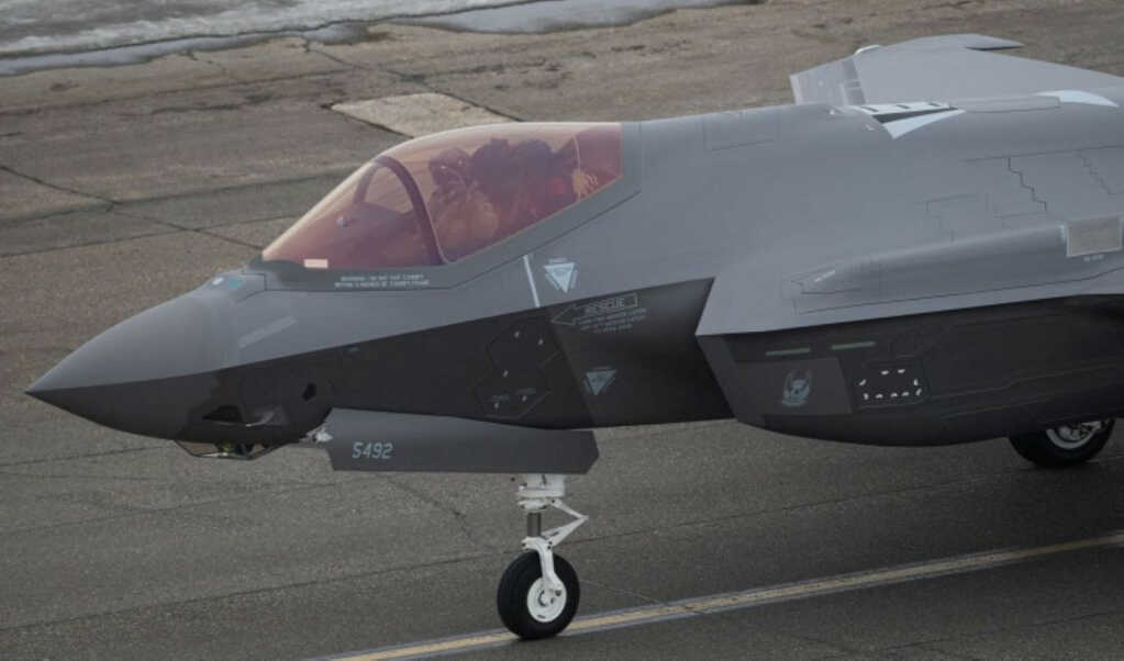 T lửa tầm nhiệt F 35.jpg