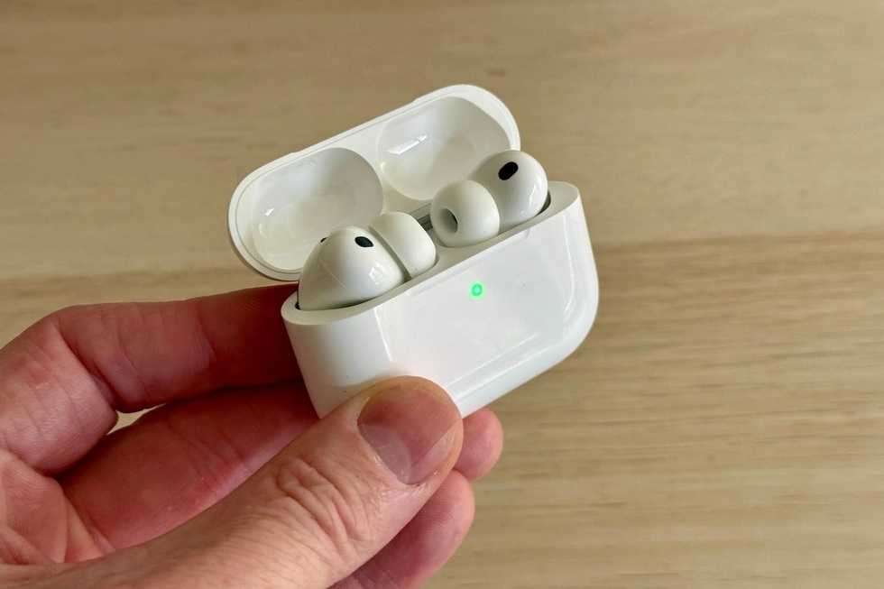 Apple tích hợp camera vào tai nghe thế hệ mới