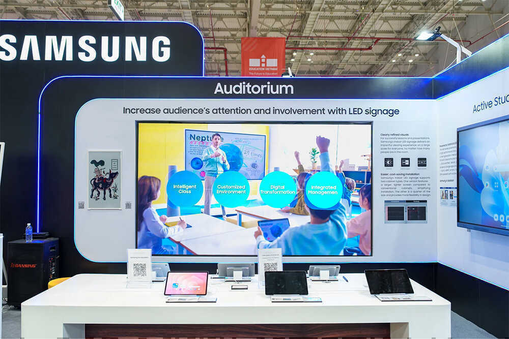 Samsung mang lớp học tương lai đến Education Vietnam 2026 với AI và màn hình 3D không kính