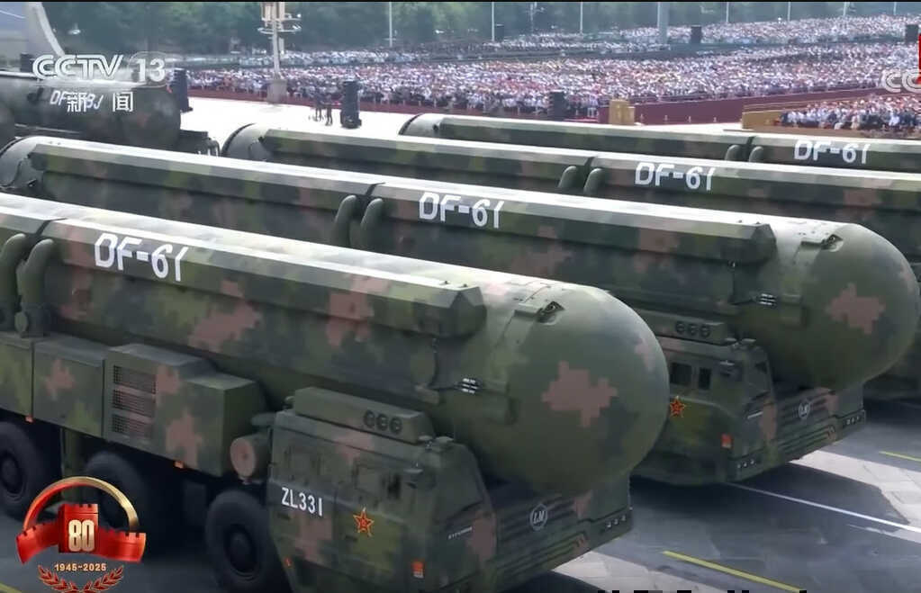 Tên lửa DF-61 tốc độ Mach 20+, tầm bắn 15.000km, đưa đối phương về thời đồ đá
