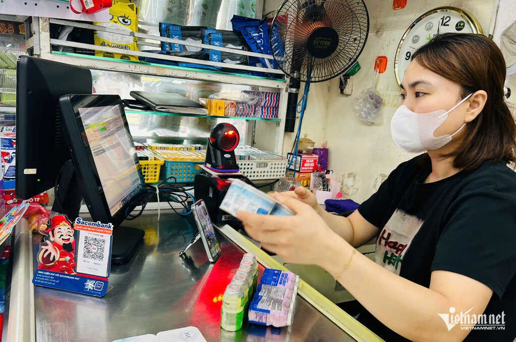 Thí điểm đưa kinh tế số đến từng cửa hàng bán lẻ